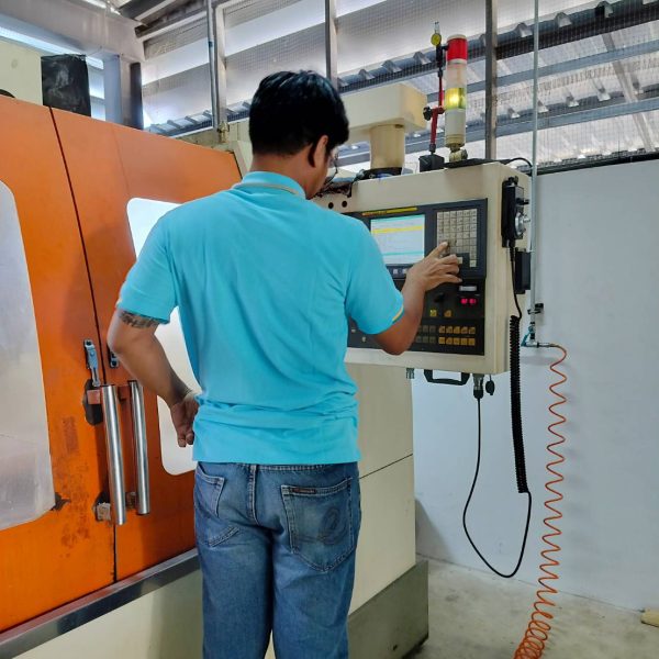 factory picture-02
